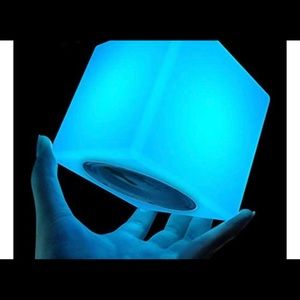 New unused LOFTEK LED Light Cube: 4” 16 Colors Cube Lights with Remote 2 units